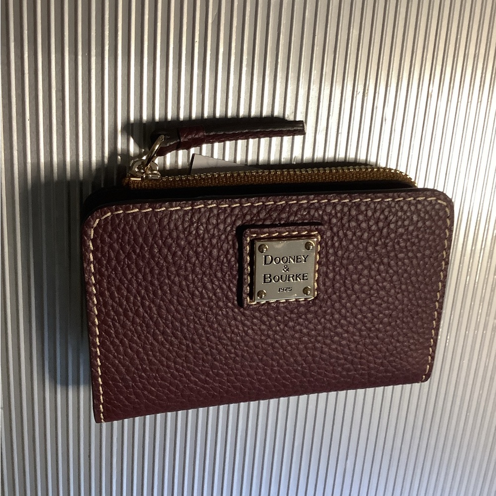 Dooney & Bourke Maroon Leather Credit Card Wallet